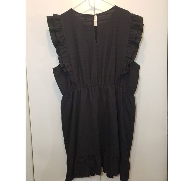 Forever 21 Women's Plus Size 3x 22W NWOT BLACK Ruffle Flounce Tiered Mini Dress - Picture 3 of 8